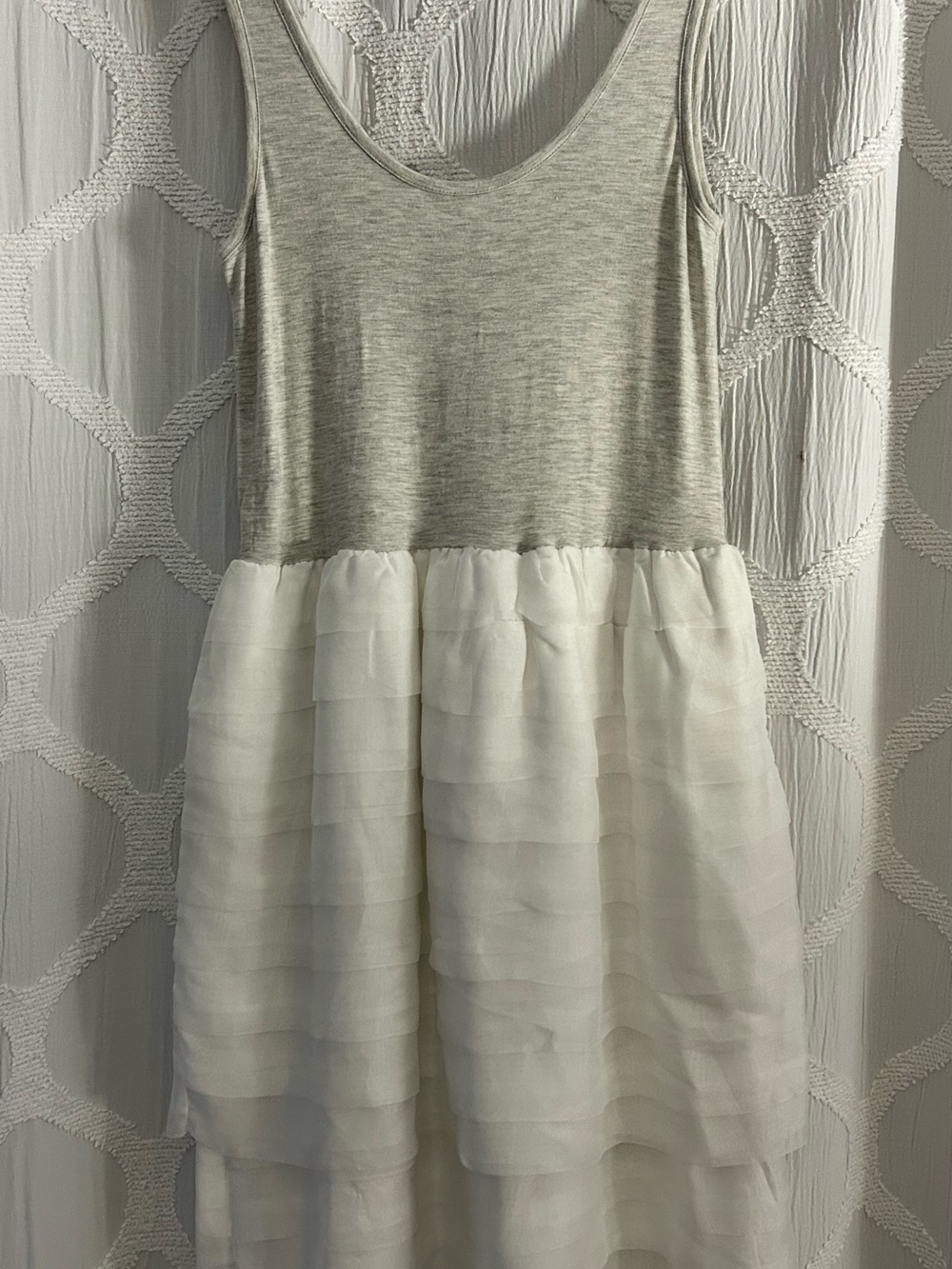 Women’s Scoop Neck Layered Tulle Dress in Heather Gray and White Medium